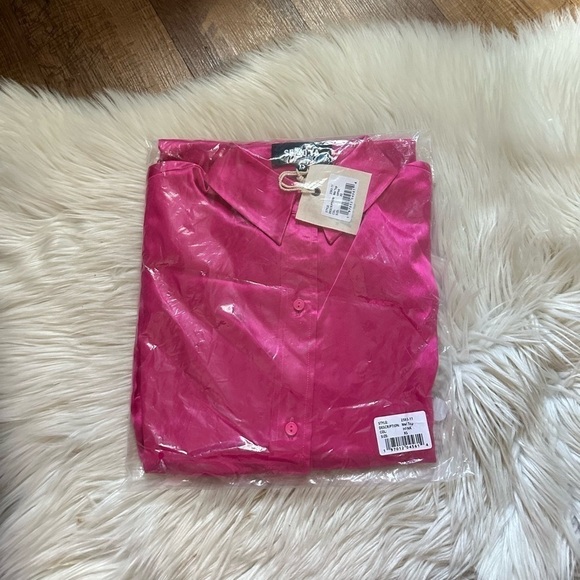 SER.O.YA Mel Top In Hot Pink - Picture 5 of 6